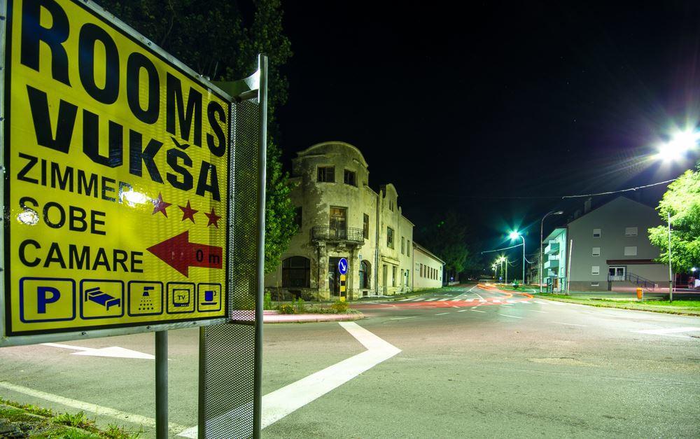 Rooms Vuksa Donji Lapac エクステリア 写真